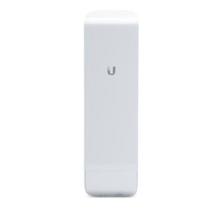 Antena Ubiquiti NanoStation airMax para conexion PtP en 5GHz 27dBm/16dBi Puente inalámbrico