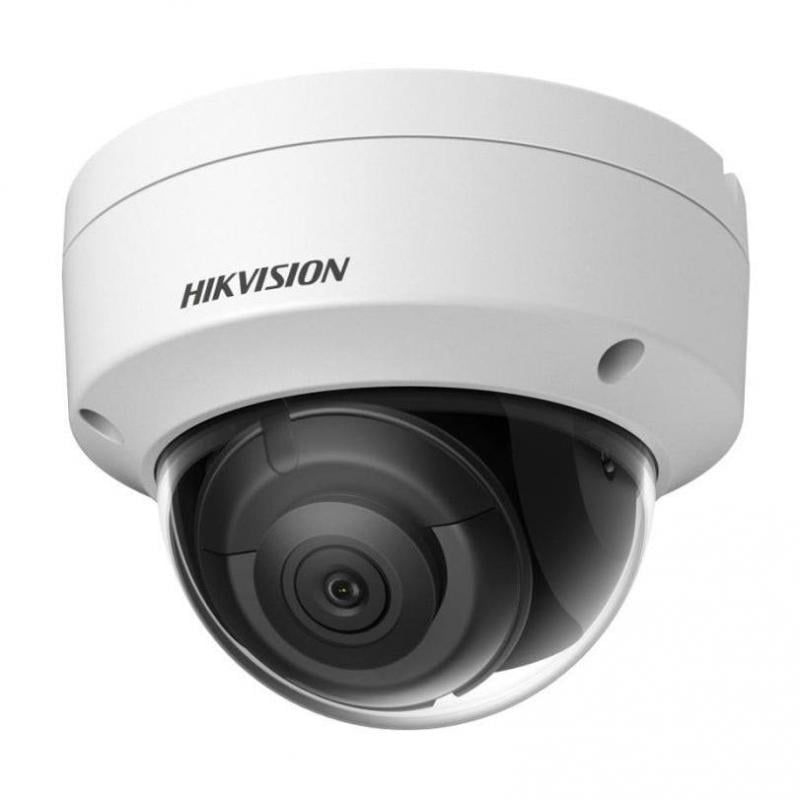 Cámara domo Hikvision DS-2CD2121G0-IS (de red, 2MP para exteriores con visión nocturna y lente de 2.8 mm)