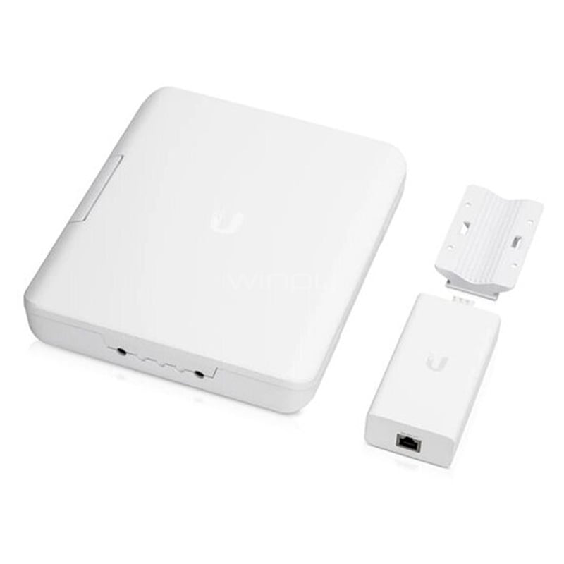 Kit Exterior Ubiquiti Switch Flex Utility (Case/Cable Ethernet/Adaptador PoE de 60 W)