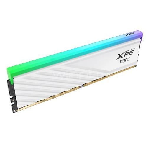 Memoria RAM XPG Lancer Blade RGB de 8GB (DDR5, 5600 MHz, CL46, U-DIMM, Blanca)